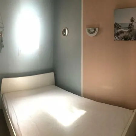 Idapart.510 Vuemer, Decore, Sanary-sur-mer, Plage * Sanary-sur-Mer